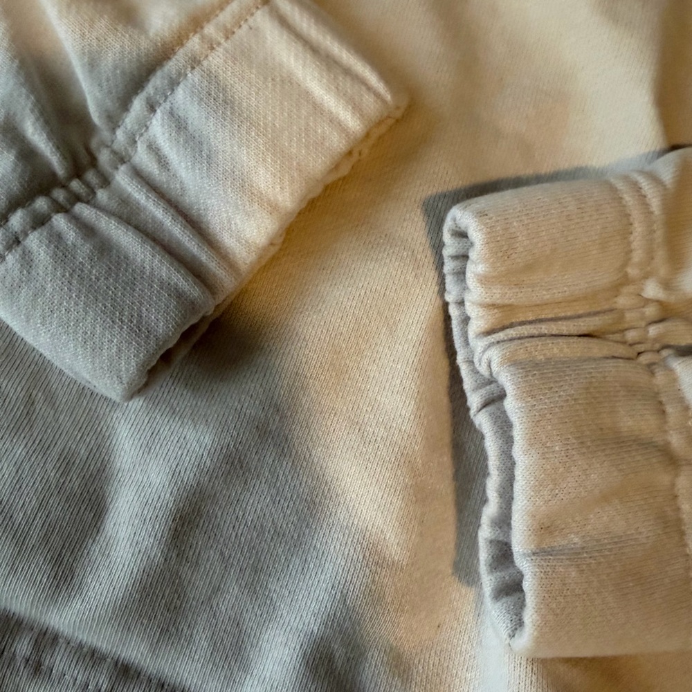 H&M Off-White Ribbed Collar Sweatshirt - Picture 6 of 6